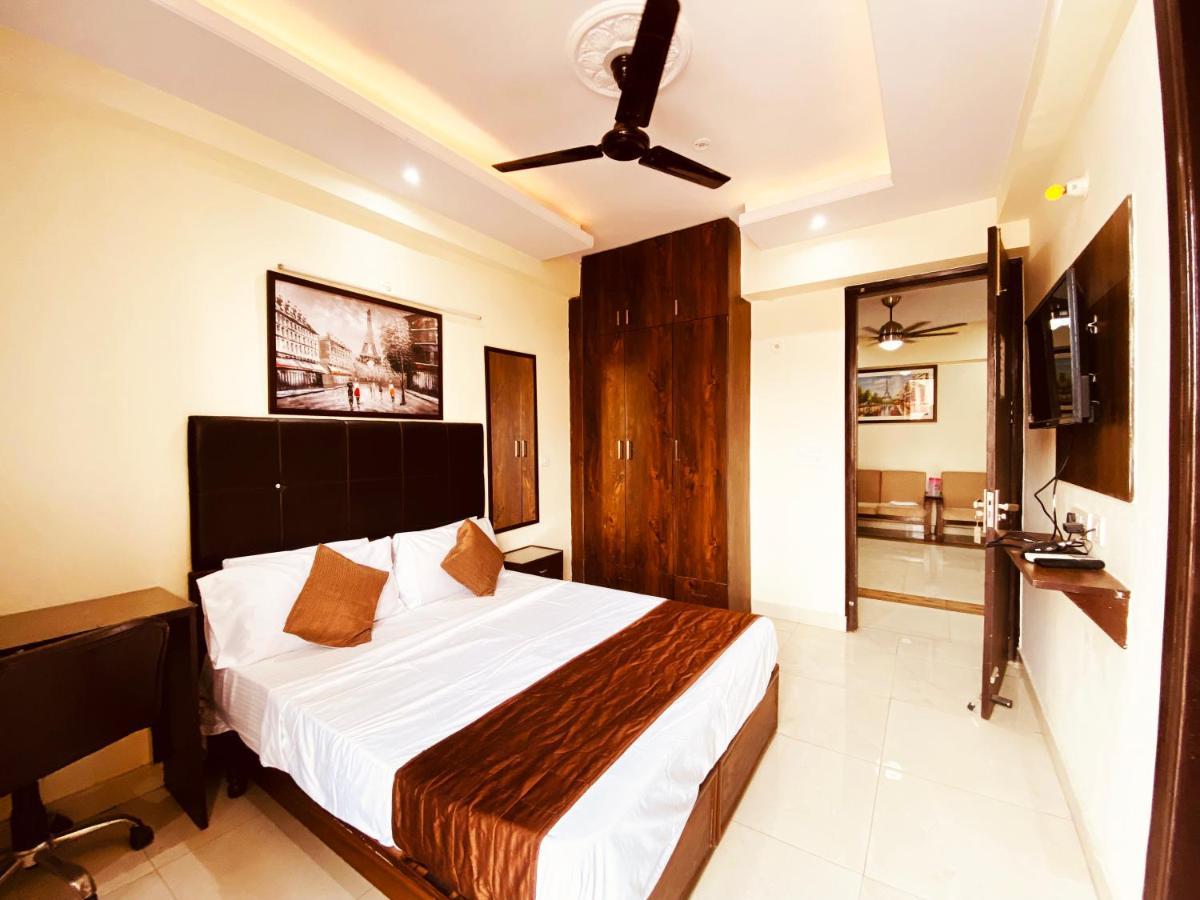 Hotel Admire Inn "Atta Market, Noida Sector 18" Ngoại thất bức ảnh